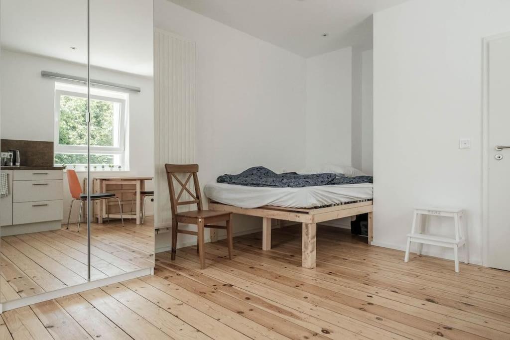 Kinderklinik, 600M Zum Bahnhof 2B Siegen Kültér fotó