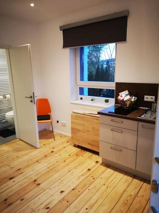 Kinderklinik, 600M Zum Bahnhof 2B Siegen Kültér fotó